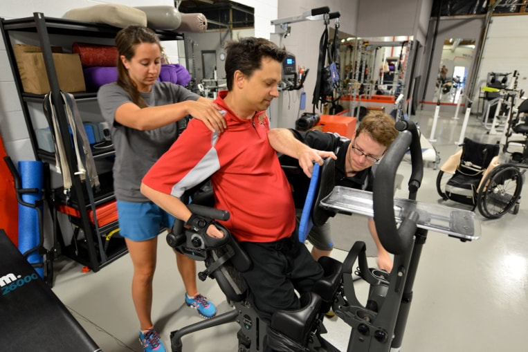Spinal Cord Injury Exercises: What Types of Exercises to Practice